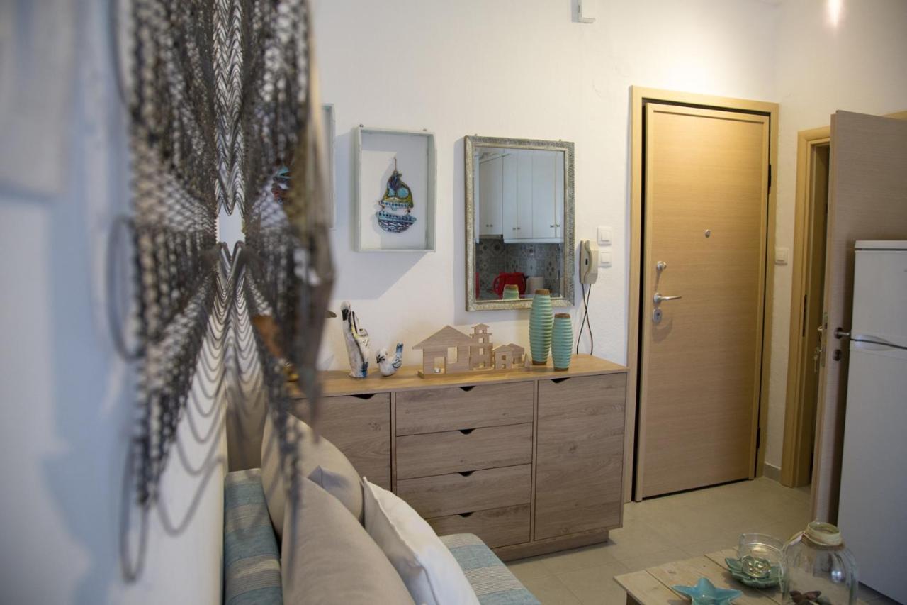Grey Theros Apartments Paralia Dionysiou Ngoại thất bức ảnh
